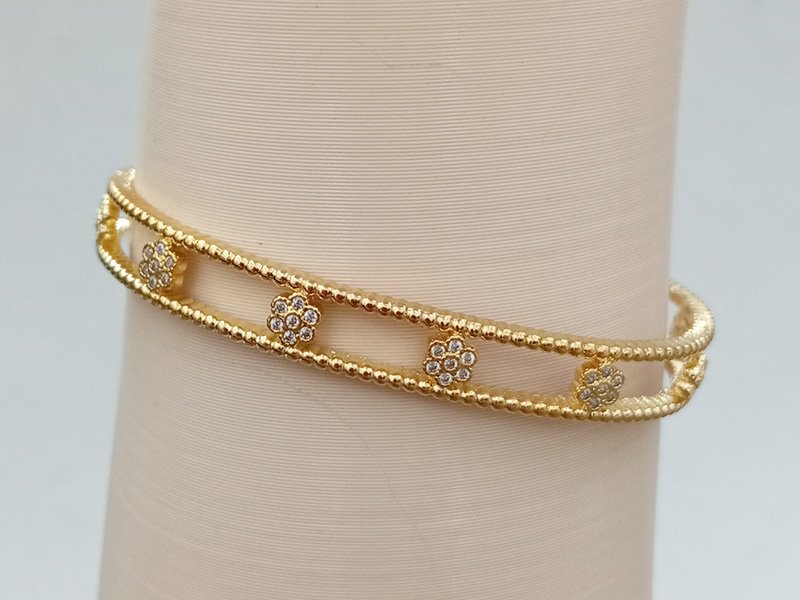 Bracelete Florzinhas Com Zirconia